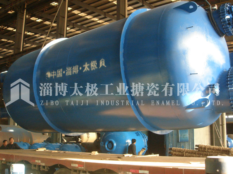 搪瓷反應釜設備的操作還應注意以下幾個方面 搪瓷反應釜設備的操作還應注意以下幾個方面