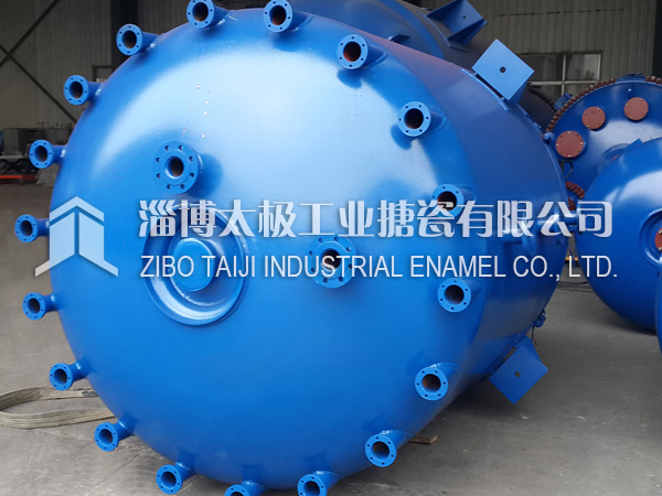 搪瓷反應罐在防腐作業(yè)中使用的注意點 搪瓷反應罐在防腐作業(yè)中使用的注意點